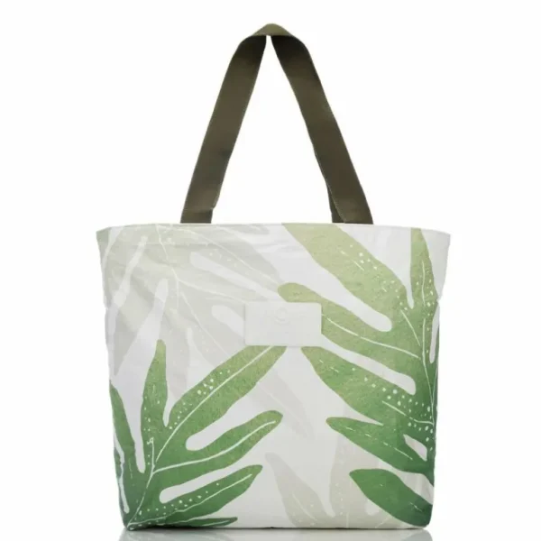 Aloha Luggage And Bags Kupu Aʻe Molokaʻi Day Tripper In Laua'e< Shopping Totes | Beach Bags