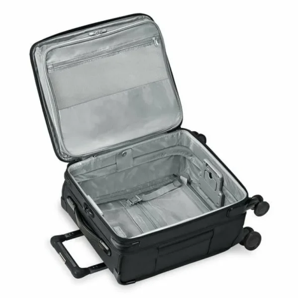 Briggs & Riley Baseline Commuter 19" Expandable Spinner< Carry On | Suitcases
