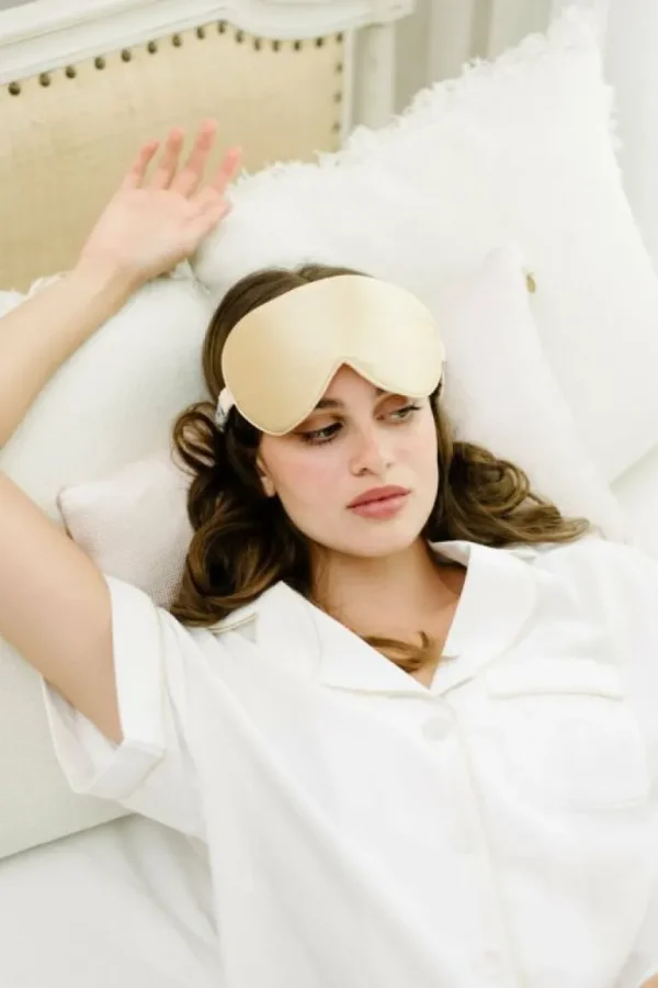 Travel Essentials KIP Mulberry Silk Sleep Mask< Travel Essentials