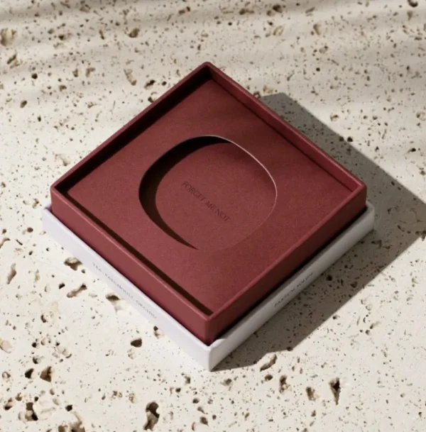 Odesse Deep Orchid Parfum Solide< Travel Essentials