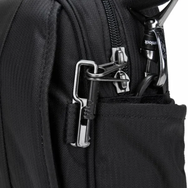 Pacsafe Metrosafe LS200 ECONYL® Anti-Theft Crossbody Bag< Day Bags | Travel Bags