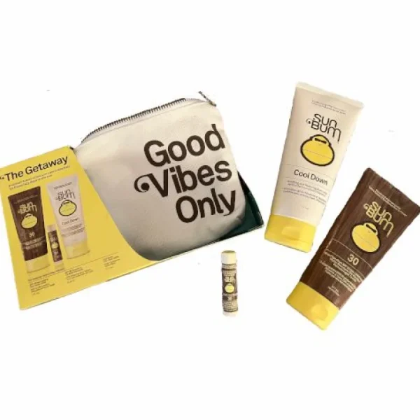 Travel Essentials Sun Bum Getaway Bag< Travel Essentials