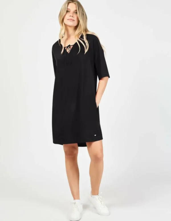 womens_fig_funzi_dress_2.webp FIG Women's Funzi Dress<Women Dresses