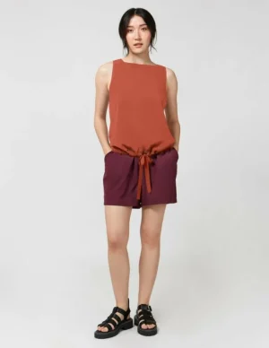 womens_fig_mayfair_sleeve_0.webp FIG Women's Mayfair Sleeveless Top<Women Tops